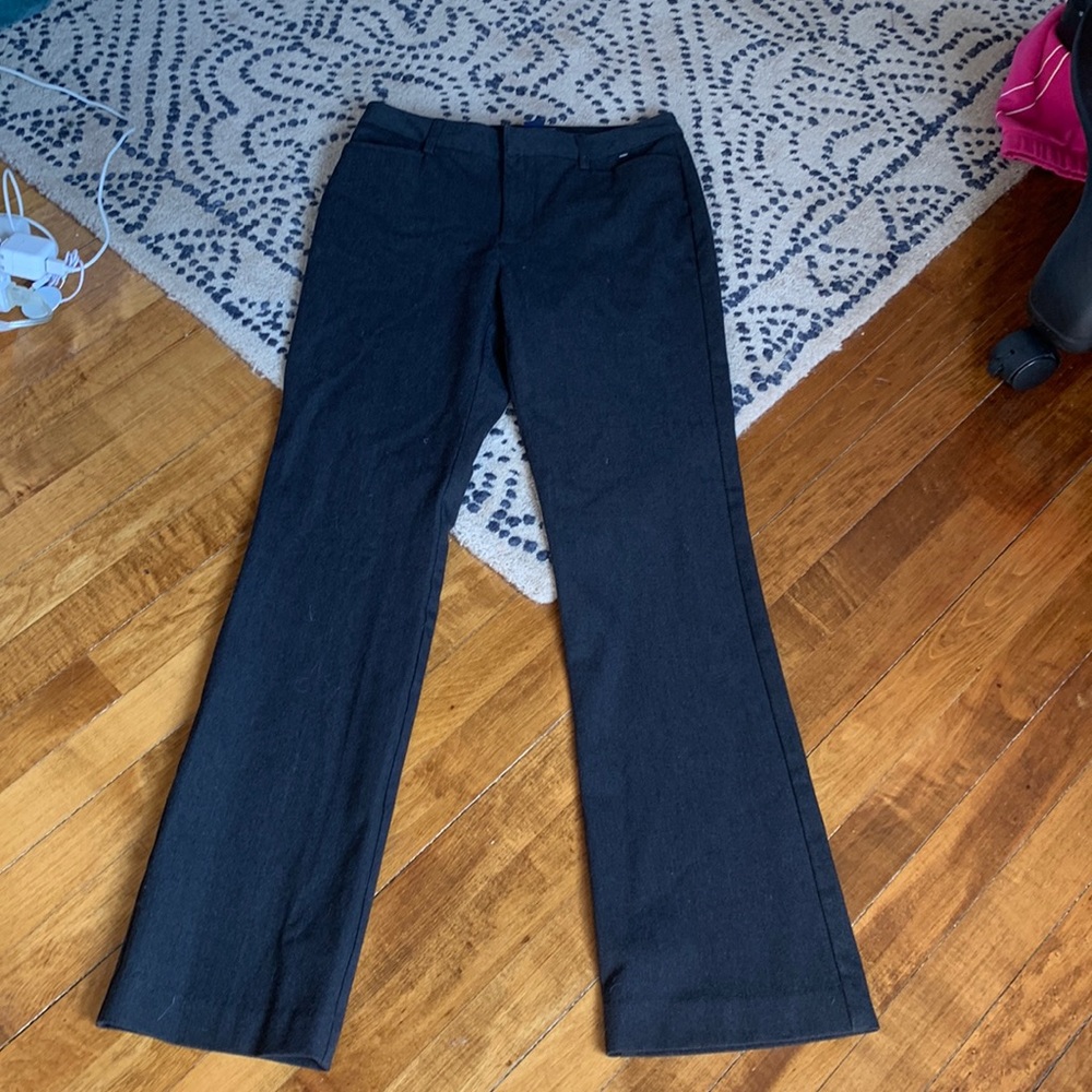 Gap‎ charcoal boot cut stretch trousers. Never worn. Tag thread still attached